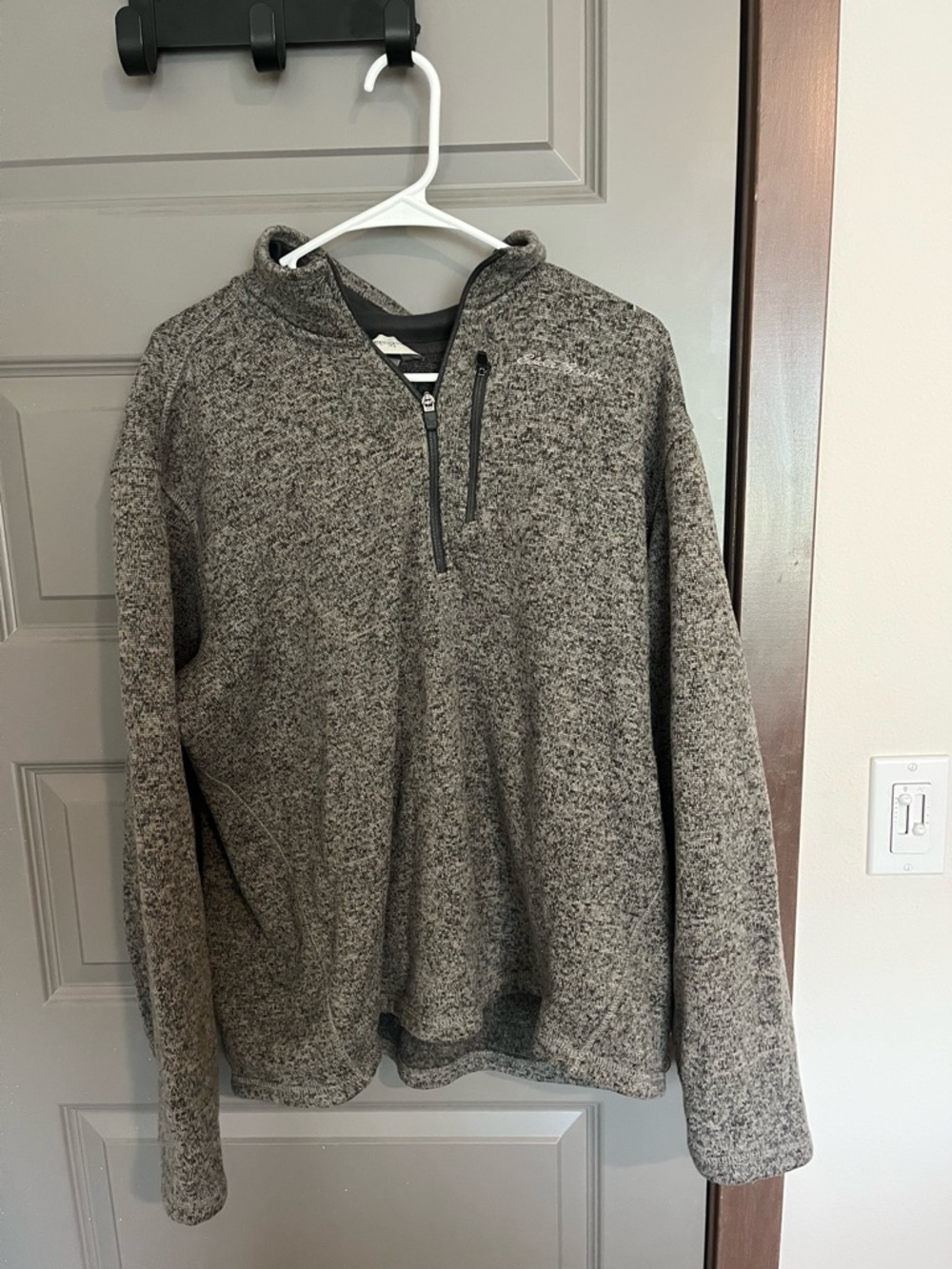 Eddie Bauer Men's Heathered Charcoal Gray Quarter-Zip Sweater